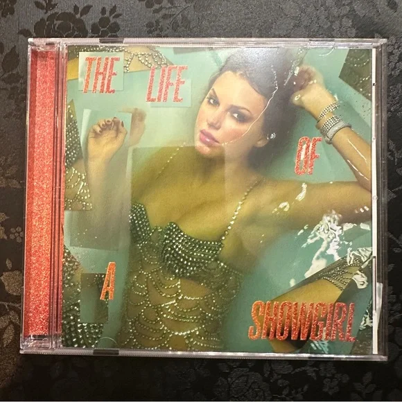 *NEW IN-HAND* Taylor Swift- The Life of a Showgirl Signed CD Insert #4 - Picture 5 of 6